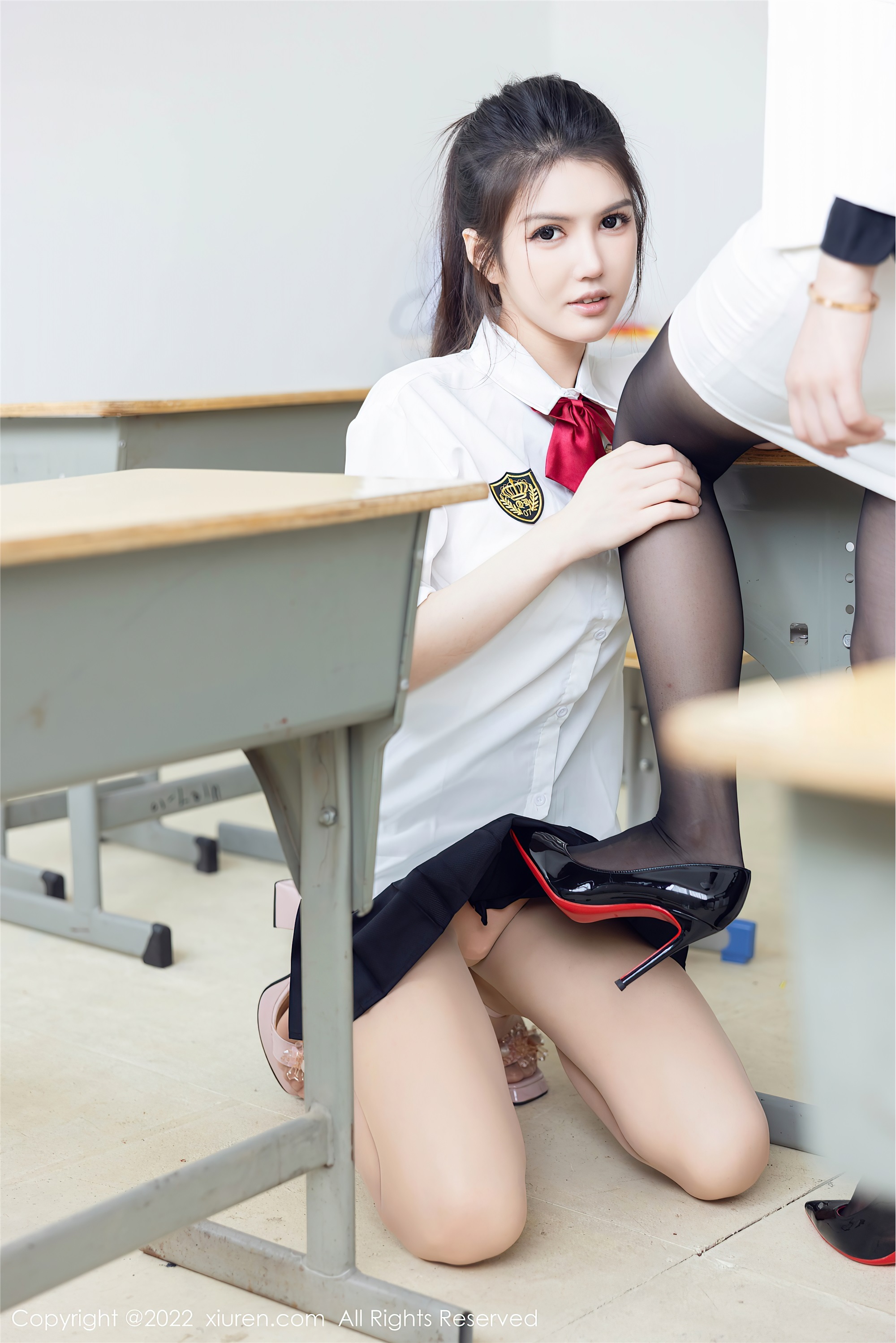 Xiuren秀人网 2022.10.26 NO.5762 媛媛酱belle